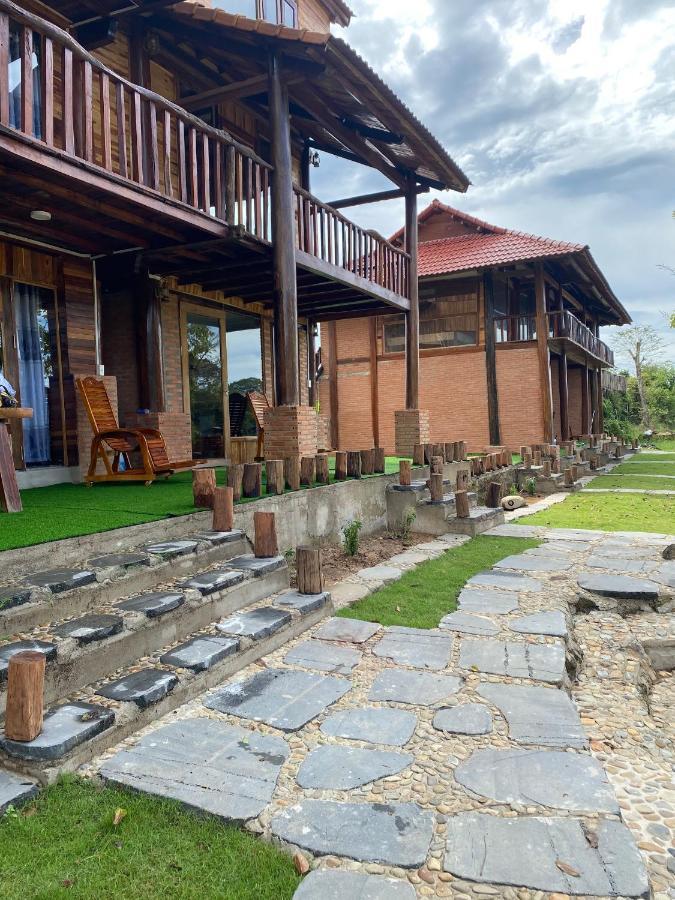 Floor River View Cát Tiên Exterior foto